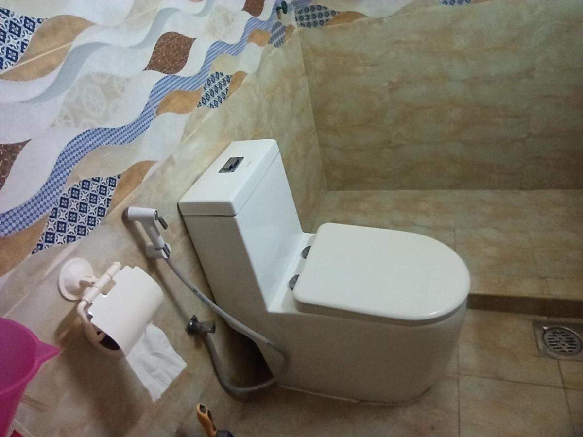 Ferienwohnung Moon Backpackers , Al Rigga , Partition For Couples And For Singles Dubai Exterior foto