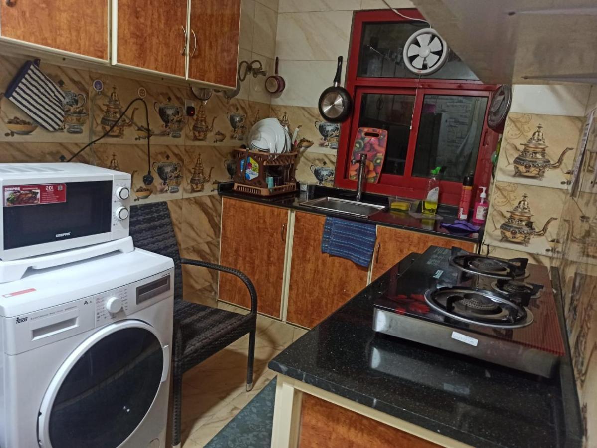 Ferienwohnung Moon Backpackers , Al Rigga , Partition For Couples And For Singles Dubai Exterior foto