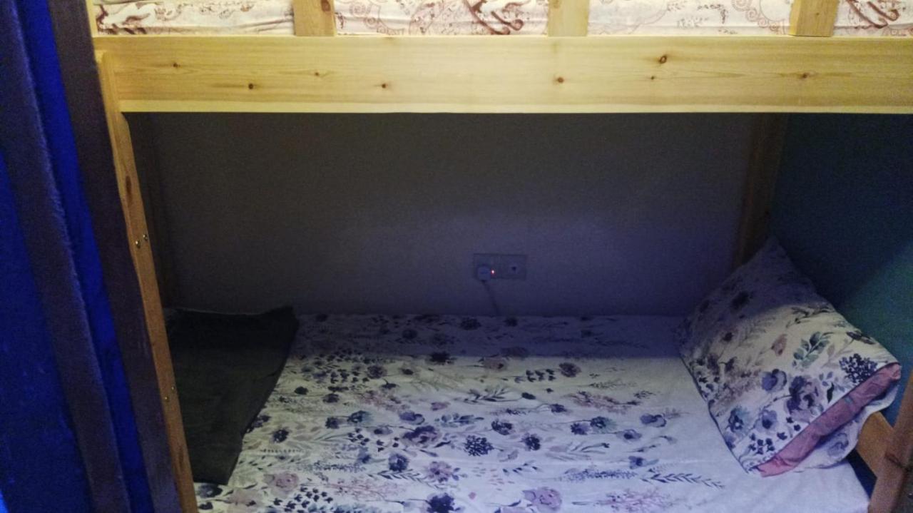 Ferienwohnung Moon Backpackers , Al Rigga , Partition For Couples And For Singles Dubai Exterior foto