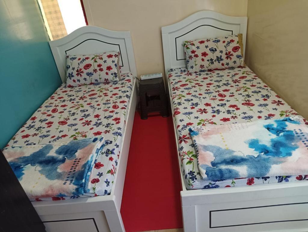 Ferienwohnung Moon Backpackers , Al Rigga , Partition For Couples And For Singles Dubai Exterior foto